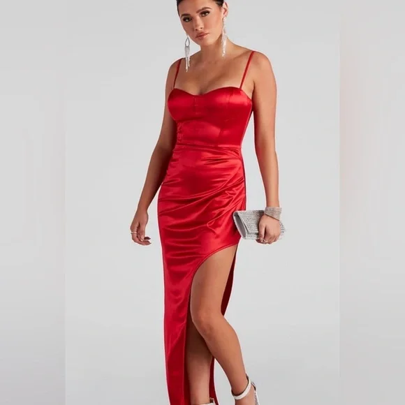 Windsor Red Satin Strapless High-Slit Prom Dress - Picture 1 of 2